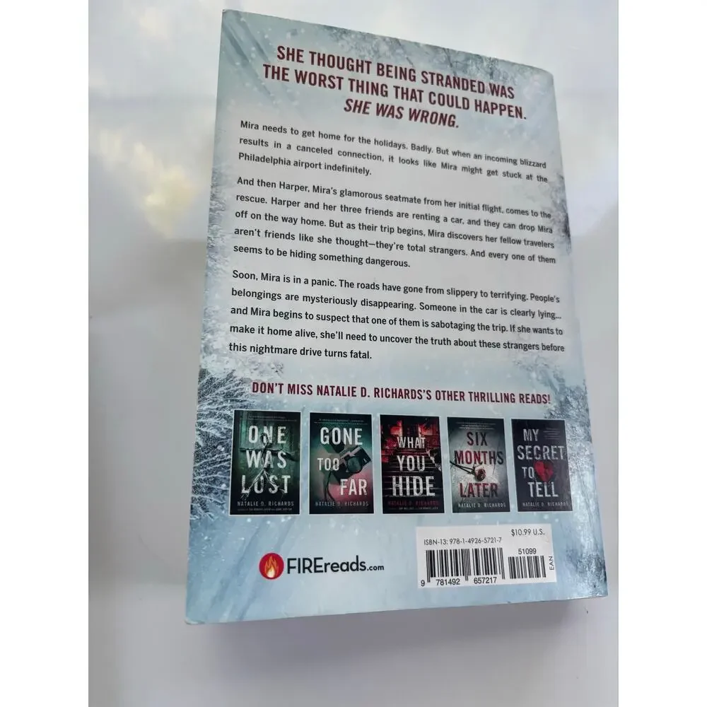 Paperback Book Five Total Strangers Natalie D. Richards